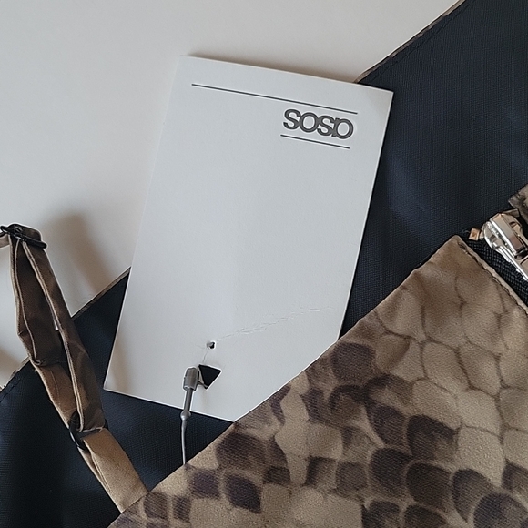 ASOS Snake Print Crop Top NWT - Picture 9 of 10